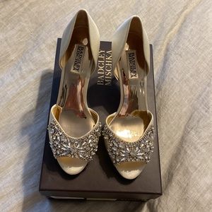 Badgley Mischka Candace Crystal Embellished Pump